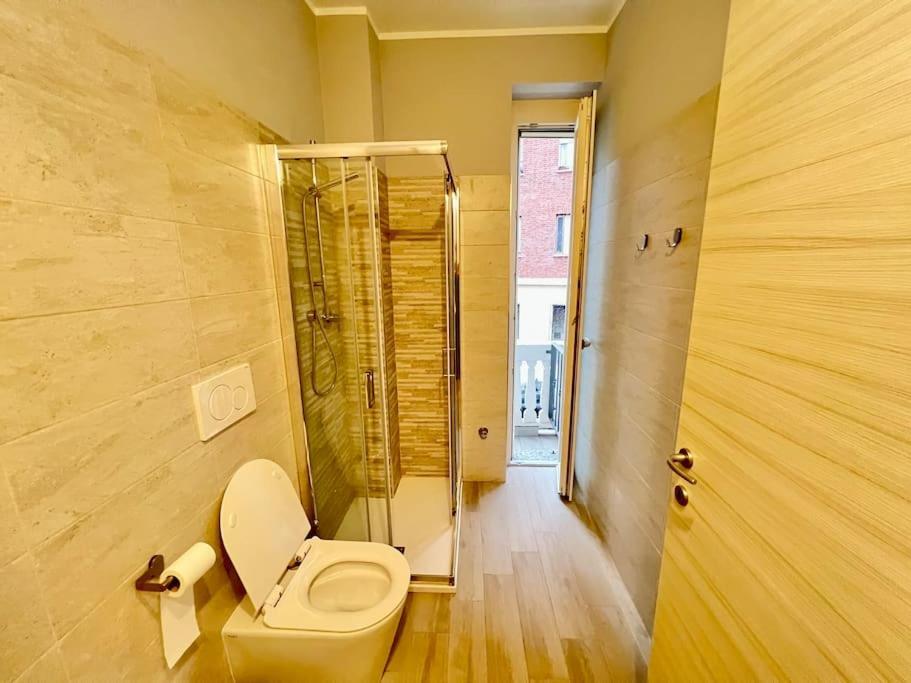 מונקאליירי Metro-Apartment: Fabolous Flat מראה חיצוני תמונה